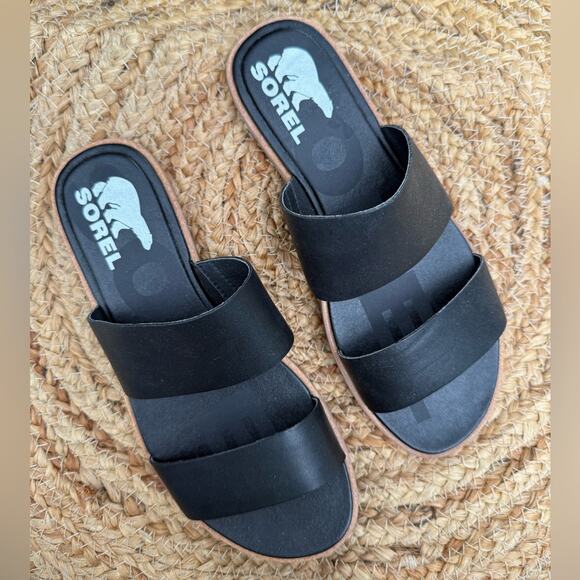 Sorel Women’s Sz 7 Black Flat Sandals NL4262-010 - Picture 1 of 6